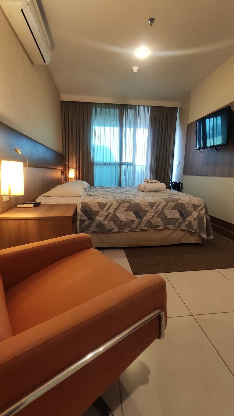 A813 Flat Particular Setor Hoteleiro Wi-Fi e Piscina