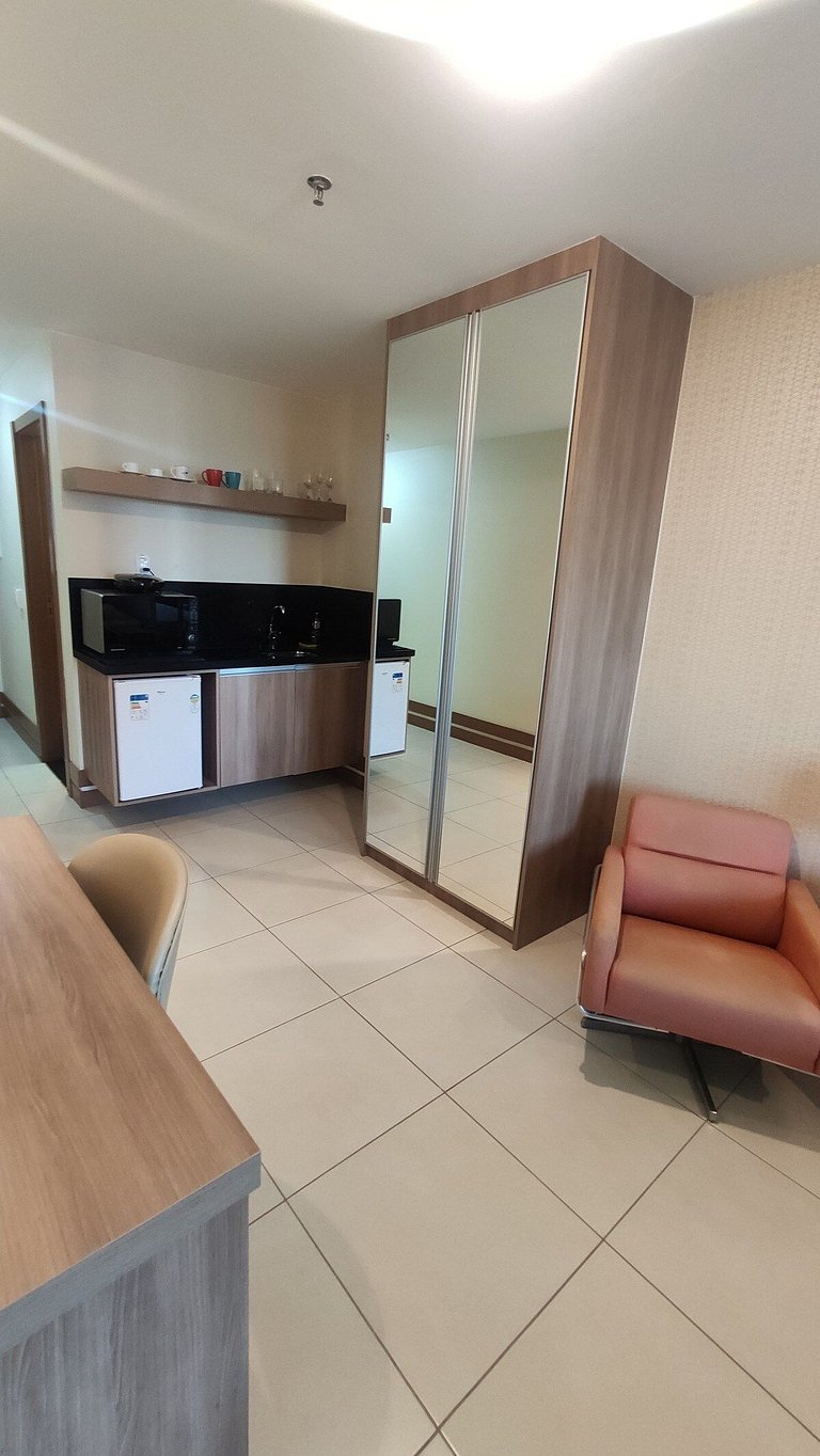 A813 Flat Particular Setor Hoteleiro Wi-Fi e Piscina