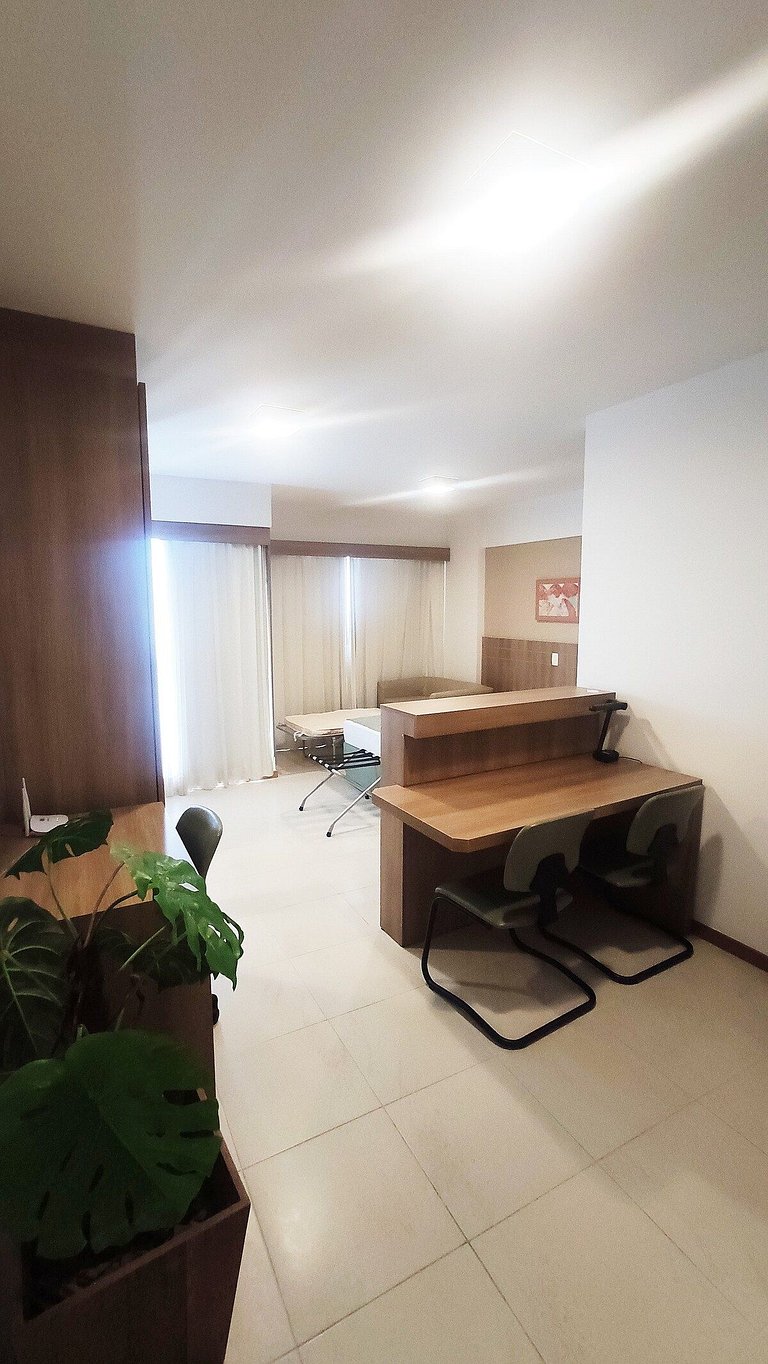 SM1805 Flat região central Próx Embaixada Americana
