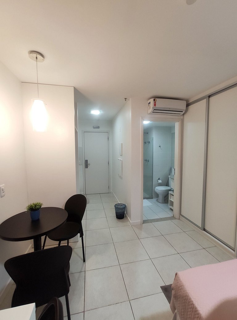 F918 FL Flat área central Prox Esplanada
