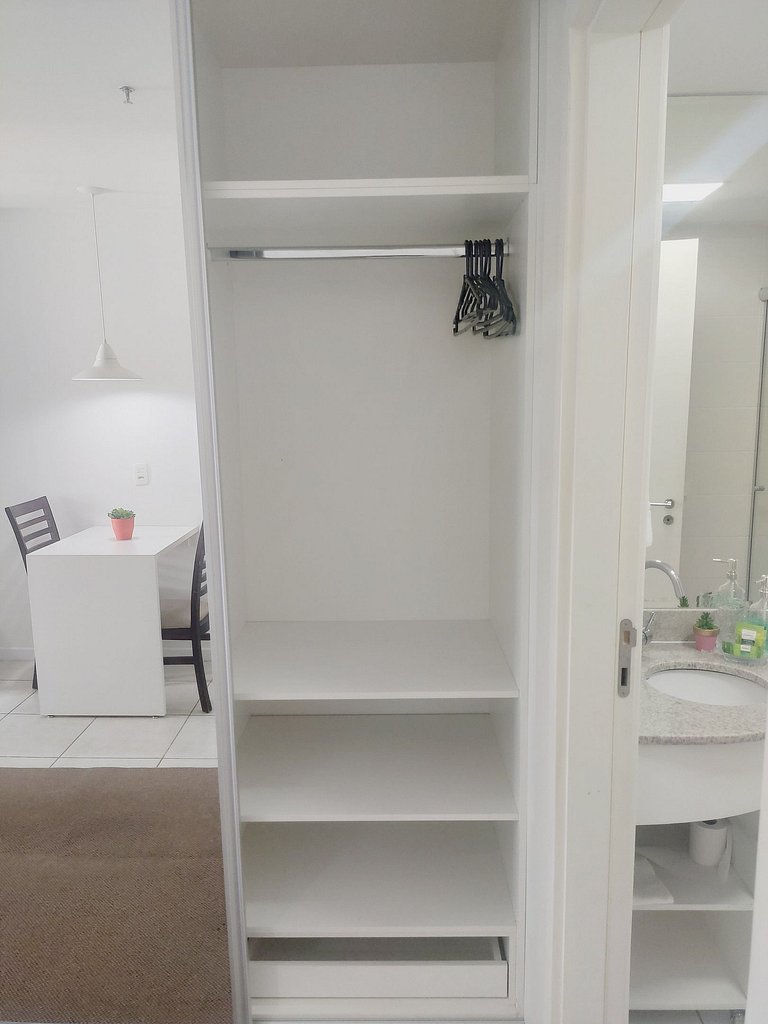 F1115 FD Flat em área central de Brasília - Asa Norte
