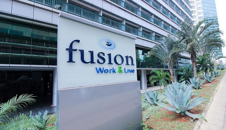 F218 CB Excelente Flat em Hotel Area Central