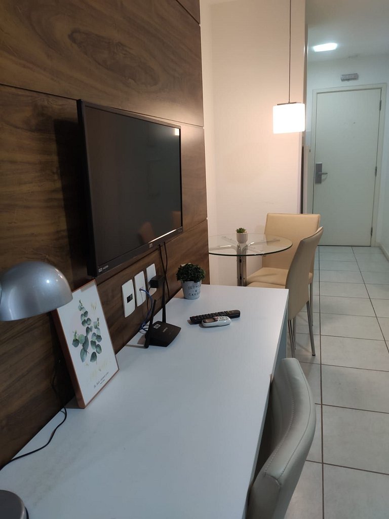 F410 FB Flat em hotel em Brasília Central