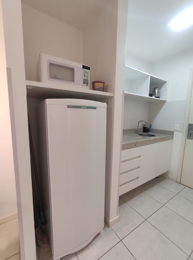 F410 FB Flat em hotel em Brasília Central