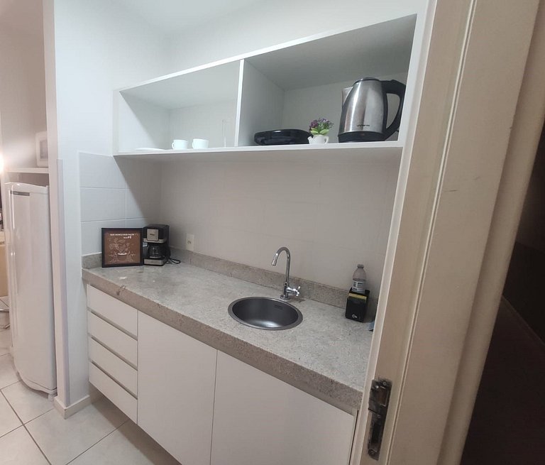F410 FB Flat em hotel em Brasília Central