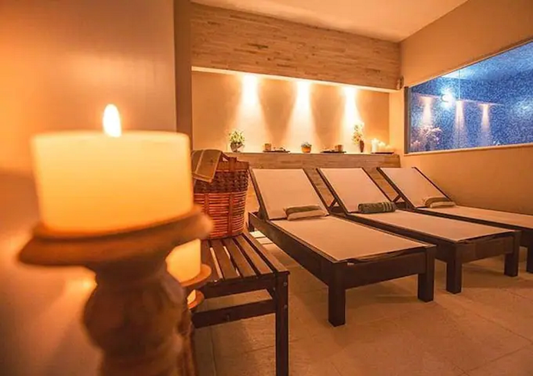 V615 Apart hotel com localização excelente