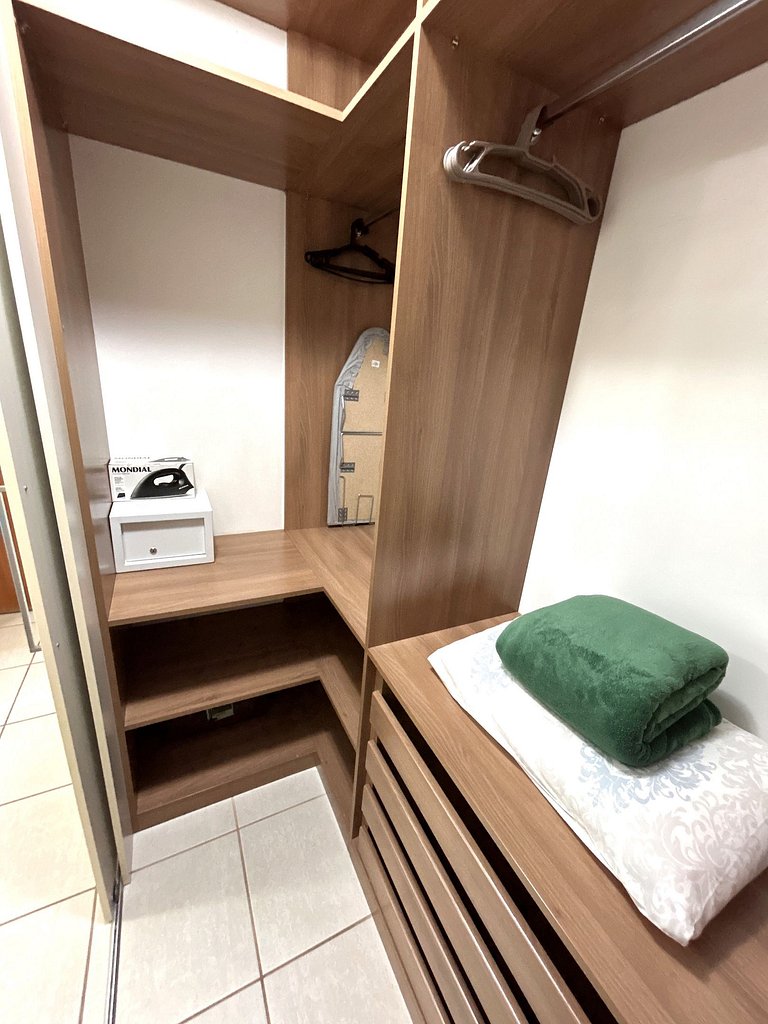 B402 BD Apart área central aconchegante
