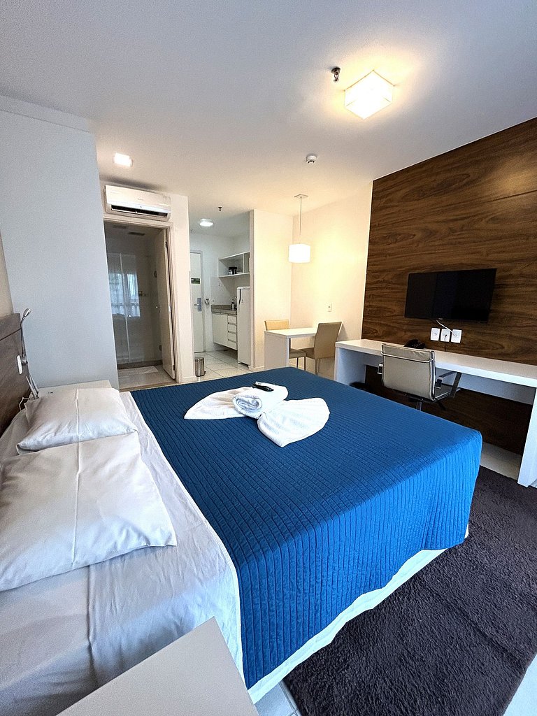 V820 Lindo flat em hotel BSB andar alto