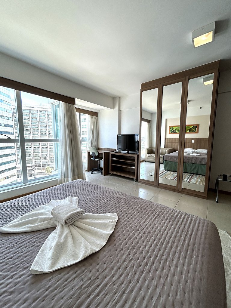 SM1116 Apart Hotel em andar alto região central