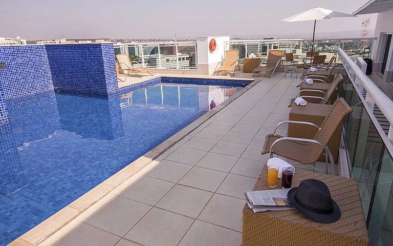 B1415 Apartamento em andar alto