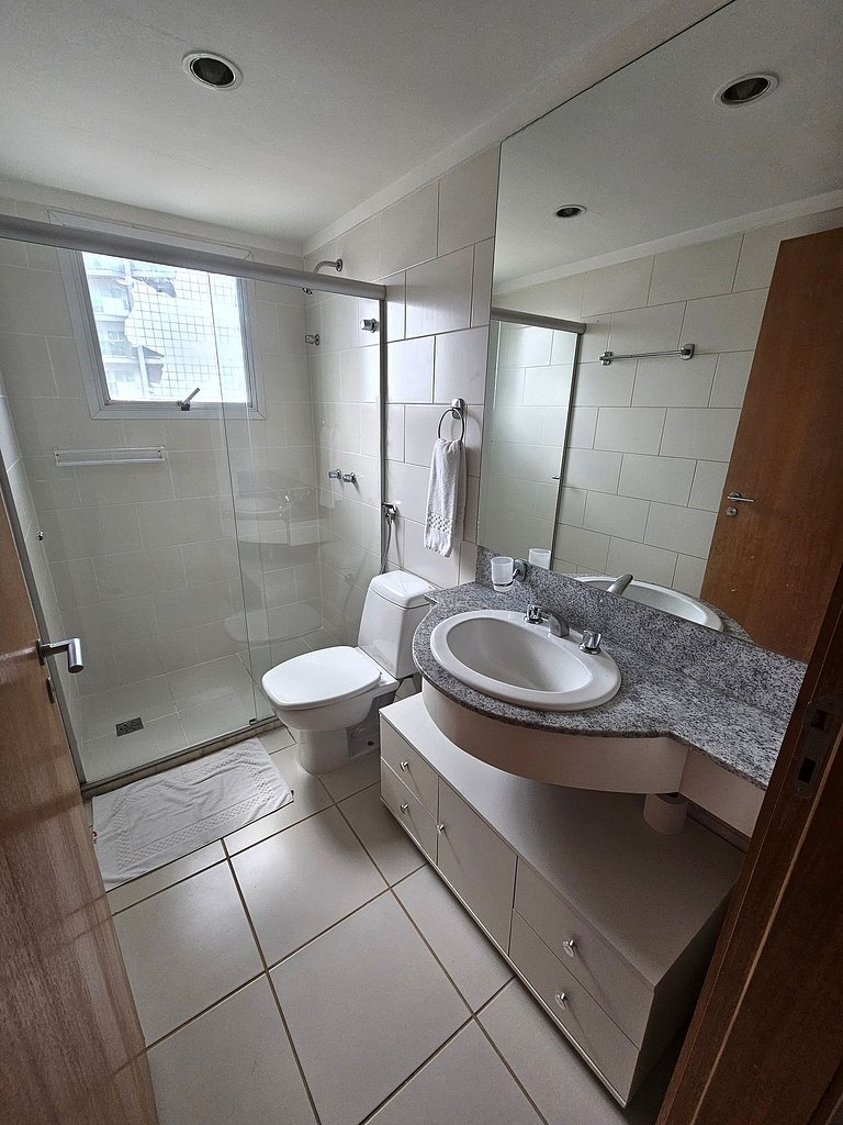 B1415 Apartamento em andar alto