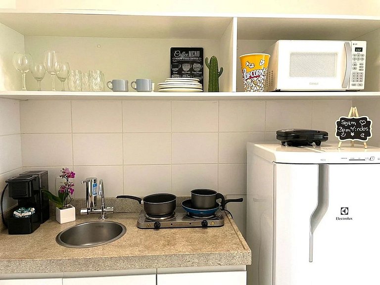V1114 Flat com WI-FI exclusivo, academia e piscinas