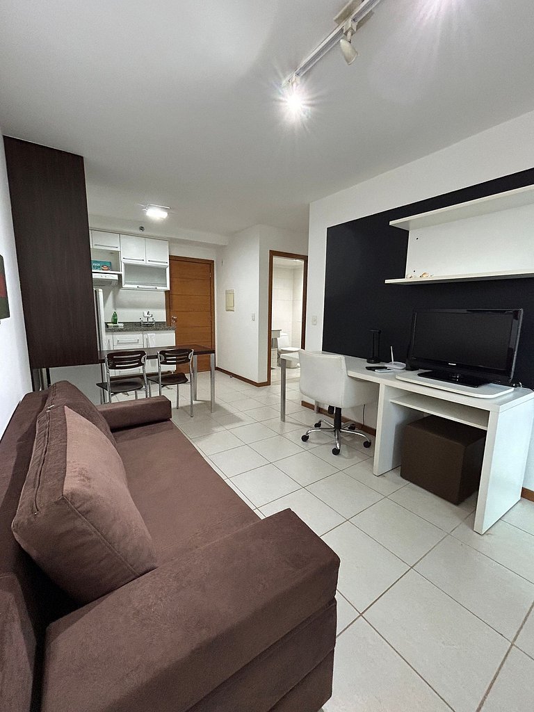 B410 Apartamento amplo em área central de BSB