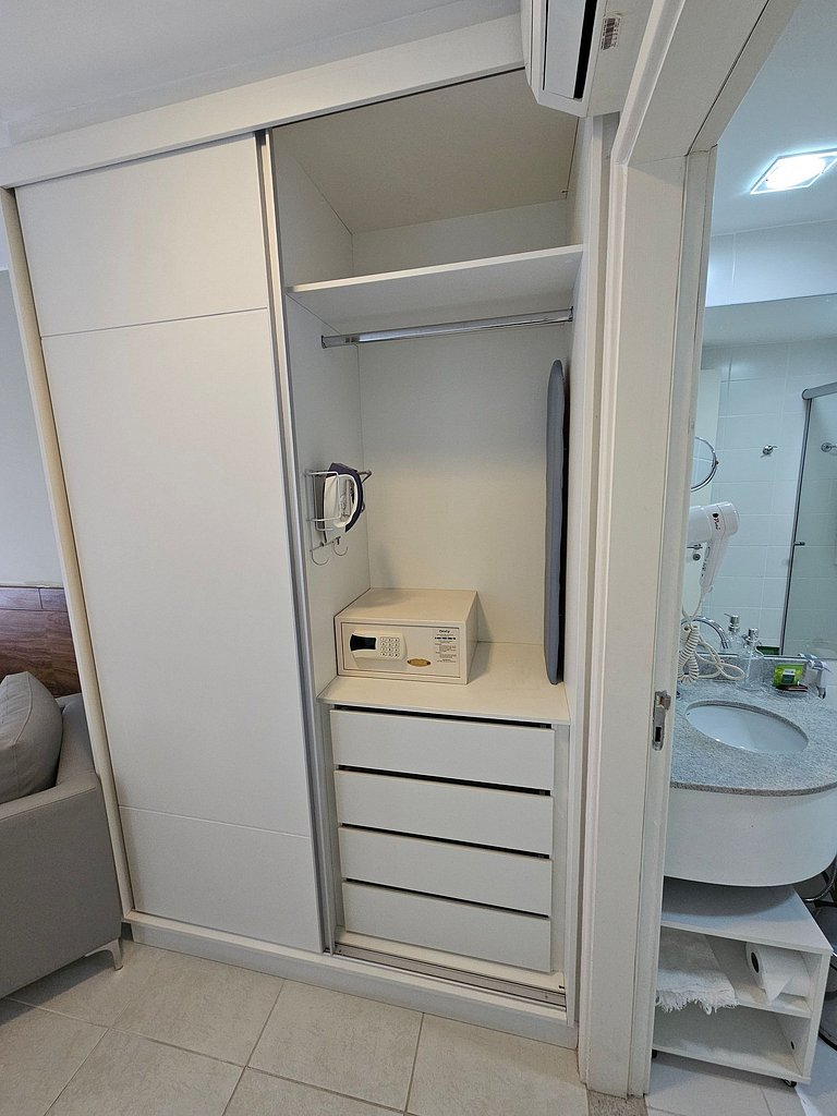 F1301 Flat em área central de Brasília - Asa Norte