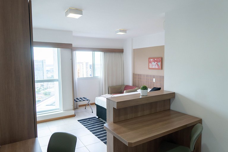 SM1805 Flat região central Próx Embaixada Americana