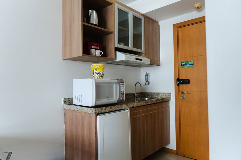 SM1112 Flat região central Próx Embaixada Americana