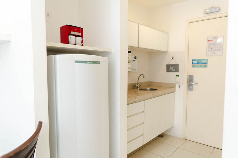F1104 Flat de ótima localização e fácil acesso